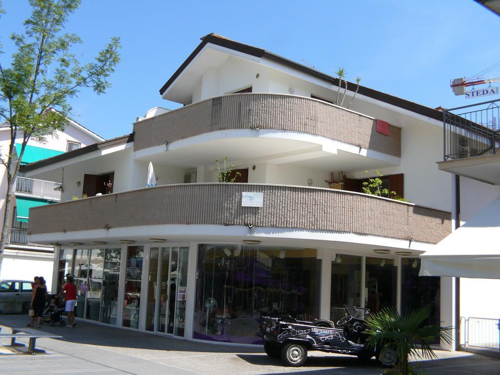 Condominio Maria Lignano Sabbiadoro Extérieur photo