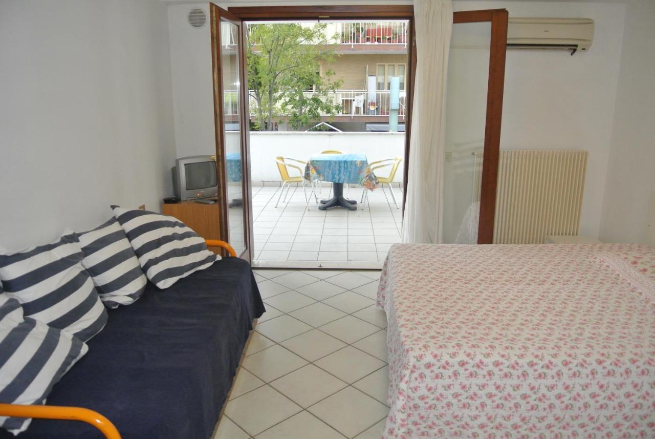 Condominio Maria Lignano Sabbiadoro Extérieur photo