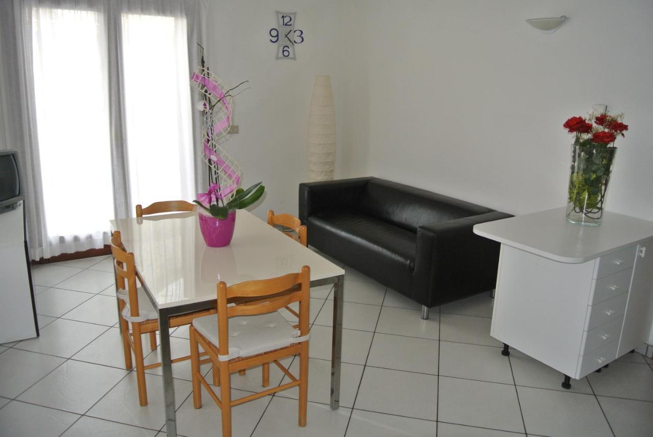 Condominio Maria Lignano Sabbiadoro Extérieur photo